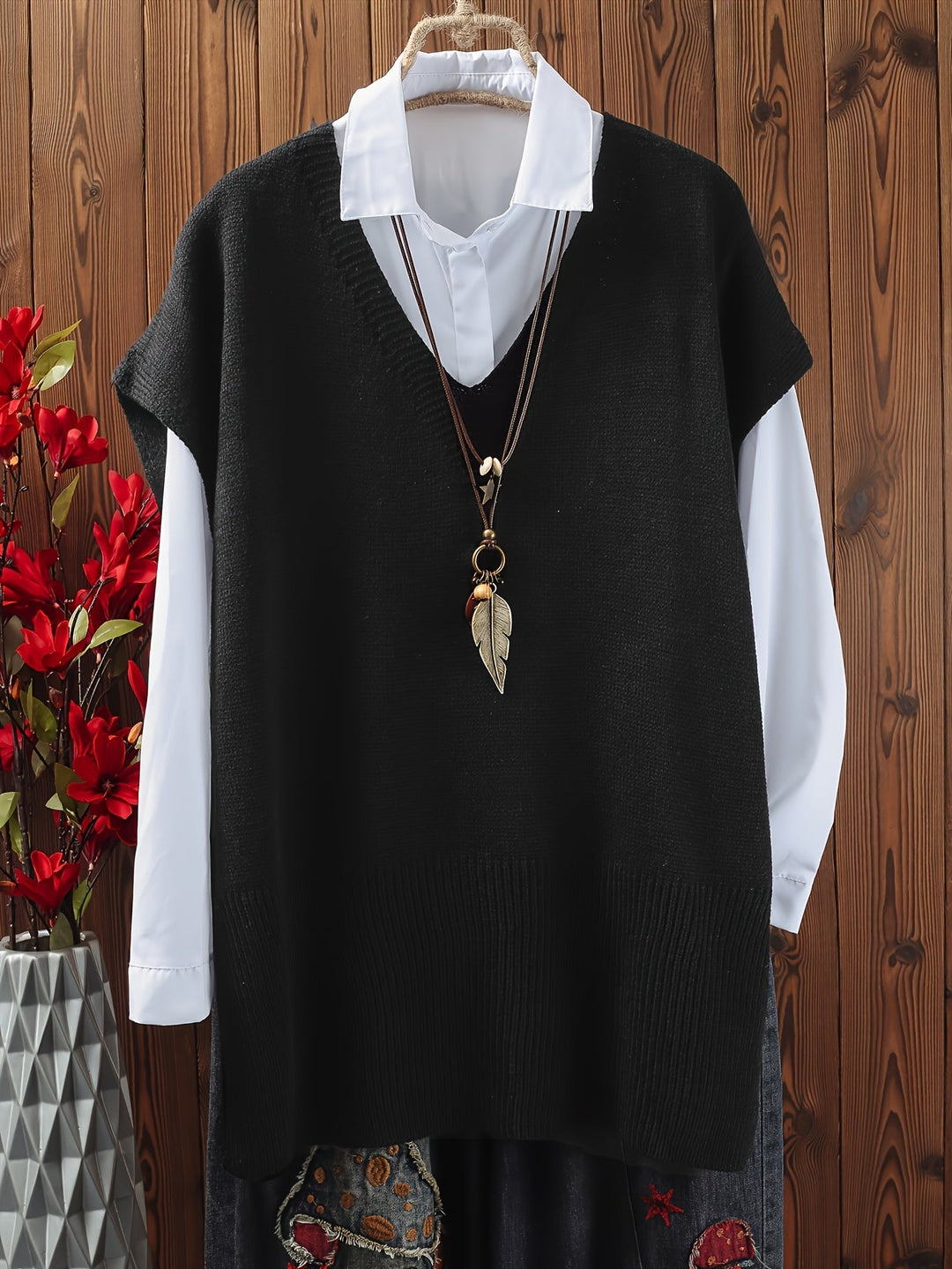 Naeva | Soft Knit V-Neck Vest