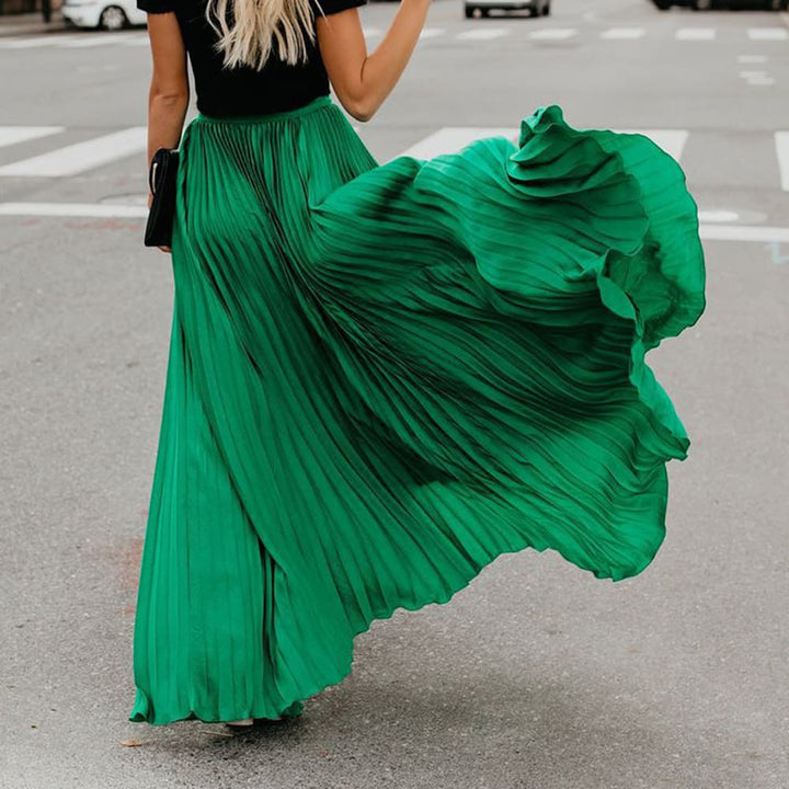 Stylish Pleated Skirt - for Women in Classic Design